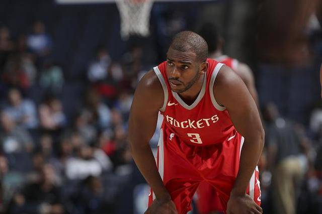 赛场氛围紧 赛场氛围紧